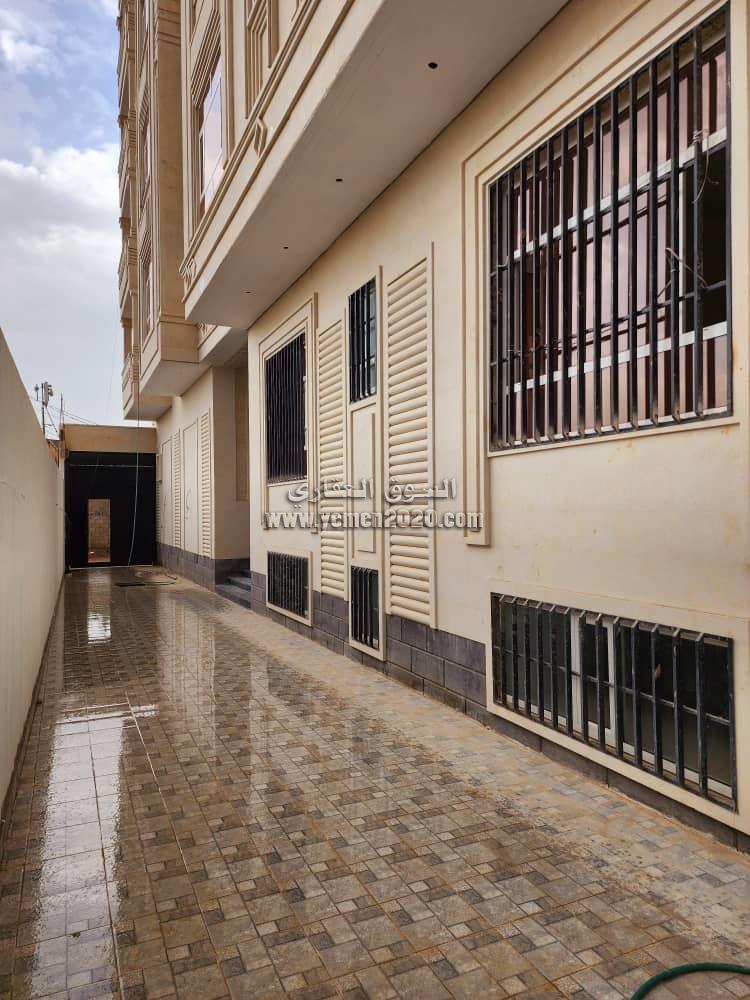 صورة عمارة تجارية استثمارية مناسبه لأن تكون شقق مفروشه 5