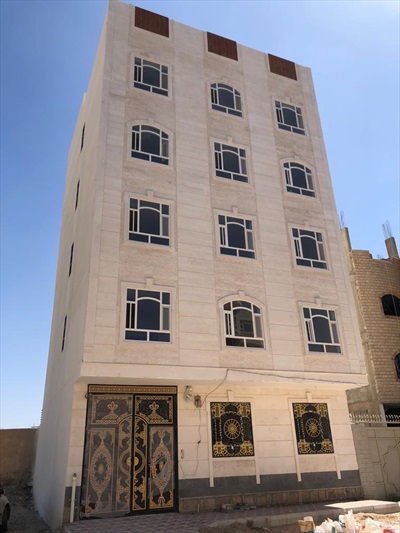 صورة - عماره سكنية إستثمارية للبيع بسعر مغري جداً